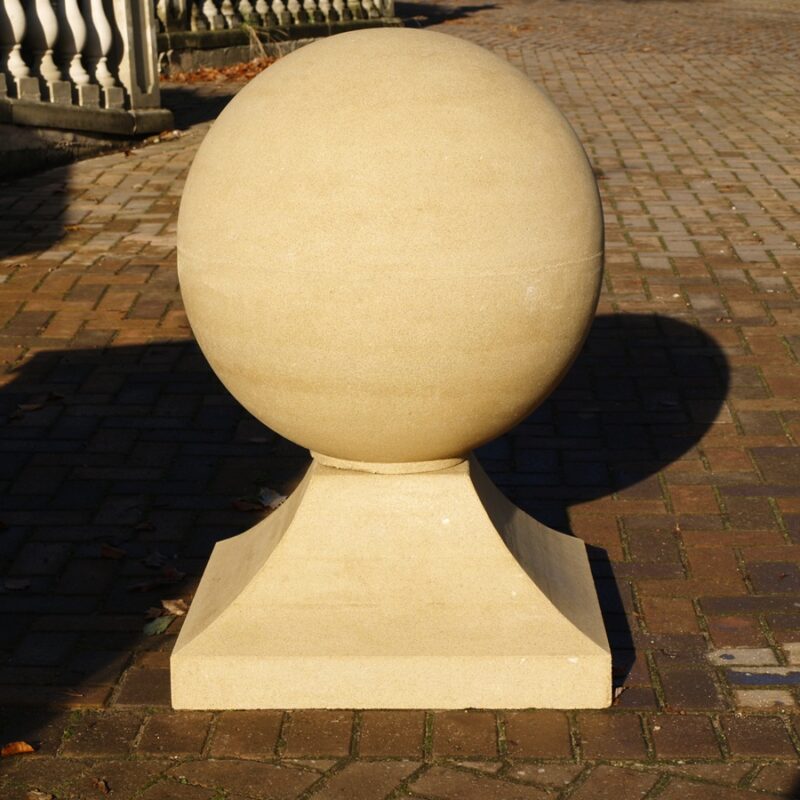 Stone Ball on Base - 650mm