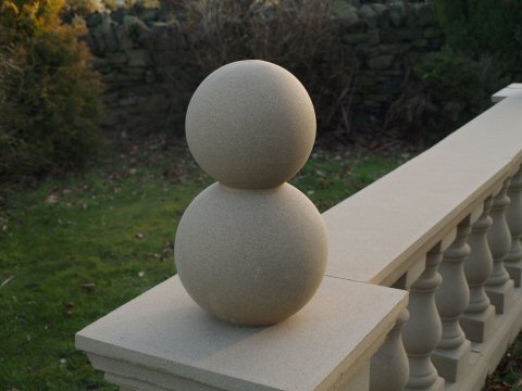 Stone Finial - Double Ball