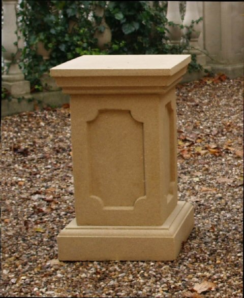 Elizabethan Plinth