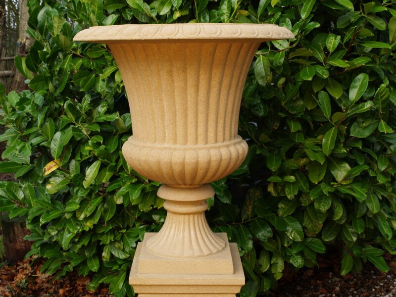 Cast stone urn planter Large Newark