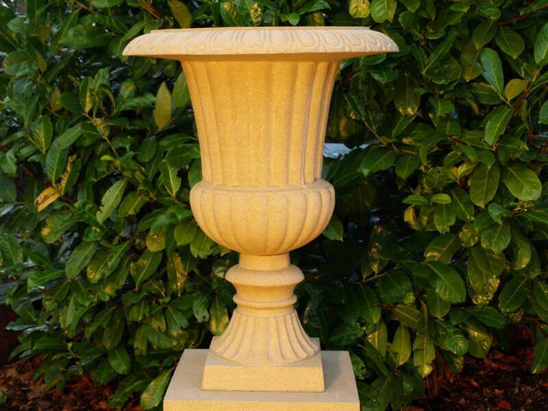 Cast stone urn planter Medium Newark