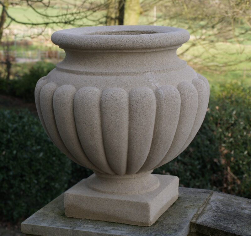 Cast stone urn planter Retford