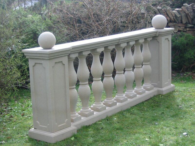 960mm cast stone balustrade