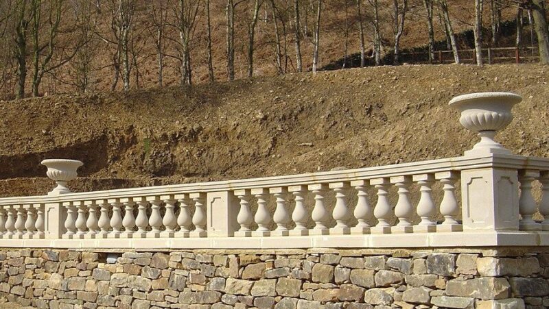 600mm cast stone balustrade