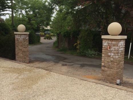 Cast stone pier cap 240mm-820mm in Portland